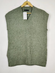 Buy online pre-used pre-loved 100% authentic & Original branded Marks & Spencer (SL-5081) available in Pakistan. Top international brands avilable.