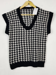 Buy online pre-used pre-loved 100% authentic & Original branded Unknown Brand (SL-5197) available in Pakistan. Top international brands avilable.