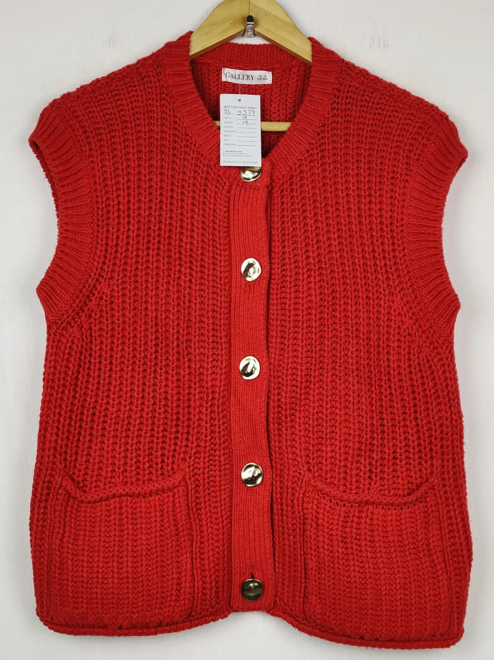 Buy online pre-used pre-loved 100% authentic & Original branded Gallery (SL-5373) available in Pakistan. Top international brands avilable.