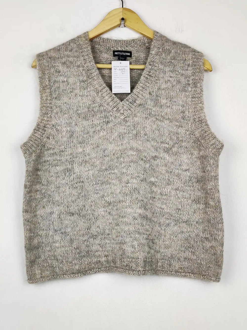 Buy online pre-used pre-loved 100% authentic & Original branded Prettylittlethings (SL-5414) available in Pakistan. Top international brands avilable.