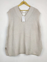 Buy online pre-used pre-loved 100% authentic & Original branded H&M (SL-5467) available in Pakistan. Top international brands avilable.