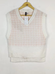 Buy online pre-used pre-loved 100% authentic & Original branded H&M (SL-5647) available in Pakistan. Top international brands avilable.