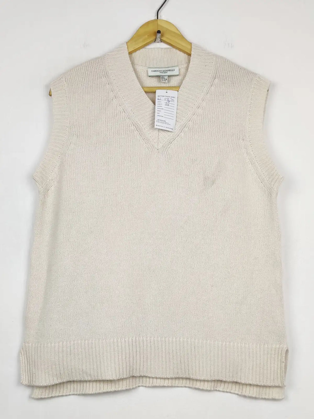 Buy online pre-used pre-loved 100% authentic & Original branded Carolyn Donnelly (SL-5870) available in Pakistan. Top international brands avilable.
