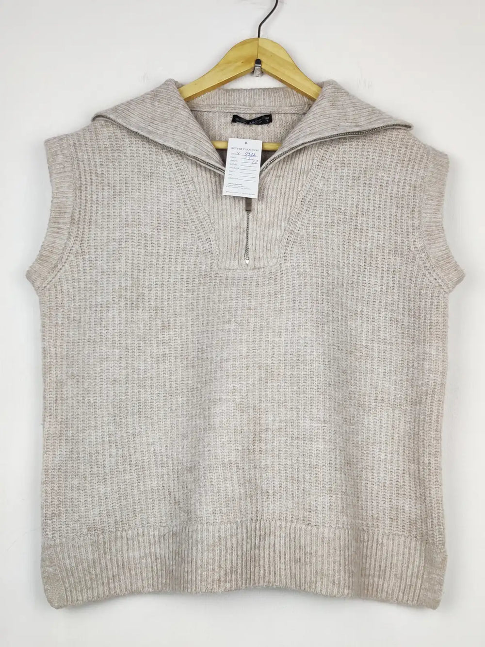 Buy online pre-used pre-loved 100% authentic & Original branded Dunnes Stores (SL-5922) available in Pakistan. Top international brands avilable.