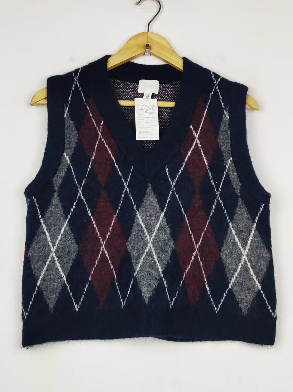 Buy online pre-used pre-loved 100% authentic & Original branded H&M (SL-5937) available in Pakistan. Top international brands avilable.