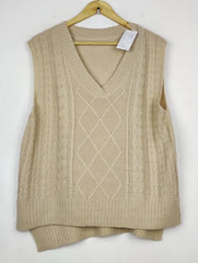 Buy online pre-used pre-loved 100% authentic & Original branded Shein (SL-5944) available in Pakistan. Top international brands avilable.