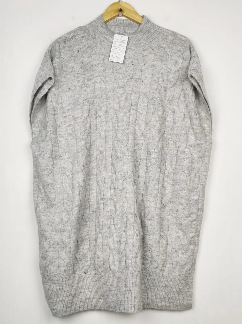 Buy online pre-used pre-loved 100% authentic & Original branded F&F (SL-5961) available in Pakistan. Top international brands avilable.