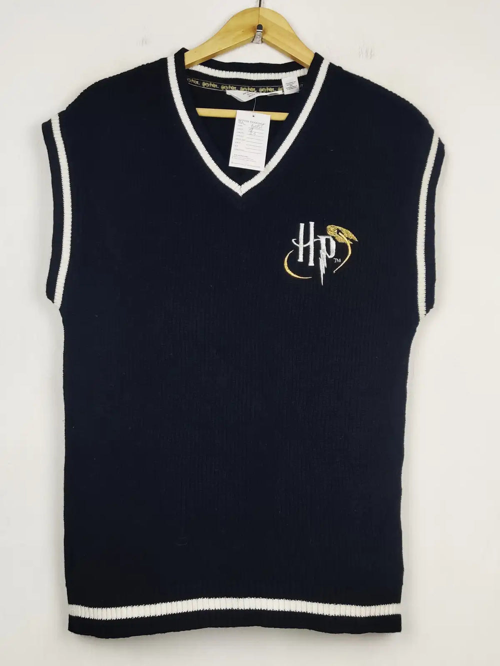 Buy online pre-used pre-loved 100% authentic & Original branded H&M (SL-6051) available in Pakistan. Top international brands avilable.