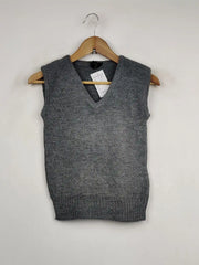 Buy online pre-used pre-loved 100% authentic & Original branded Knitwear (SL-812) available in Pakistan. Top international brands avilable.