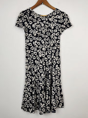 Buy online pre-used pre-loved 100% authentic & Original branded Billie & Blossom (SWT-1052) available in Pakistan. Top international brands avilable.