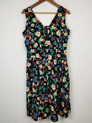 Buy online pre-used pre-loved 100% authentic & Original branded Unknown Brand (SWT-1180) available in Pakistan. Top international brands avilable.