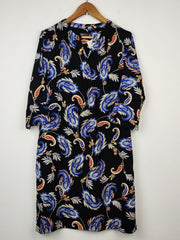 Buy online pre-used pre-loved 100% authentic & Original branded Marks & Spencer (SWT-1235) available in Pakistan. Top international brands avilable.