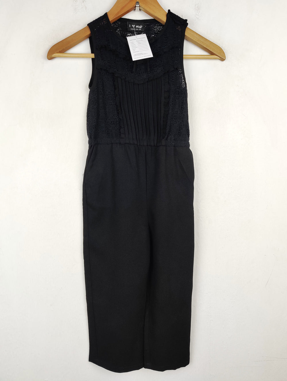 Buy online pre-used pre-loved 100% authentic & Original branded Next (SWT-141) available in Pakistan. Top international brands avilable.