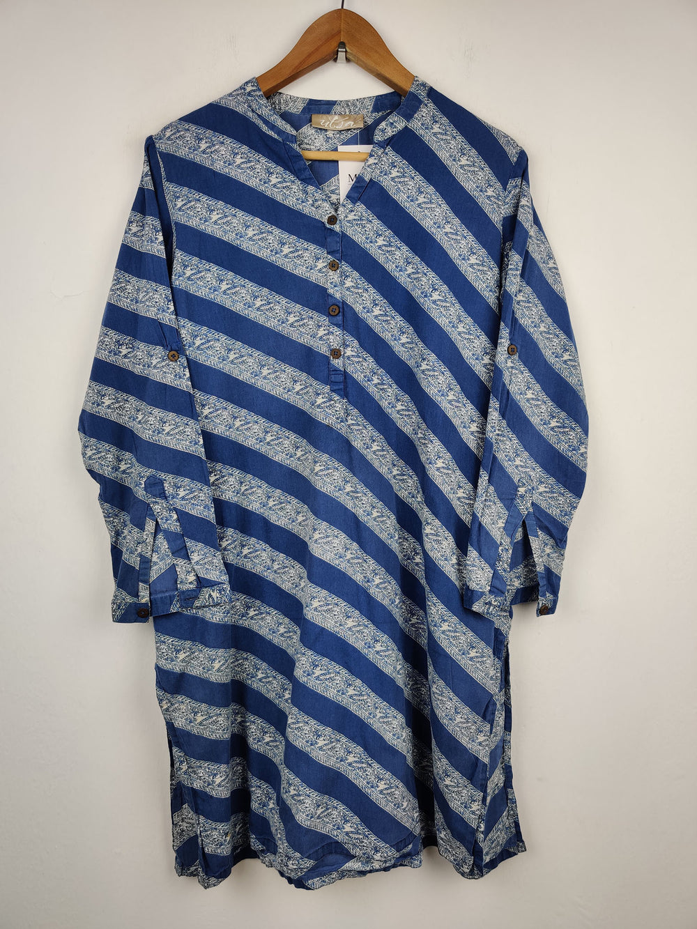 Buy online pre-used pre-loved 100% authentic & Original branded Utsa (SWT-1465) available in Pakistan. Top international brands avilable.