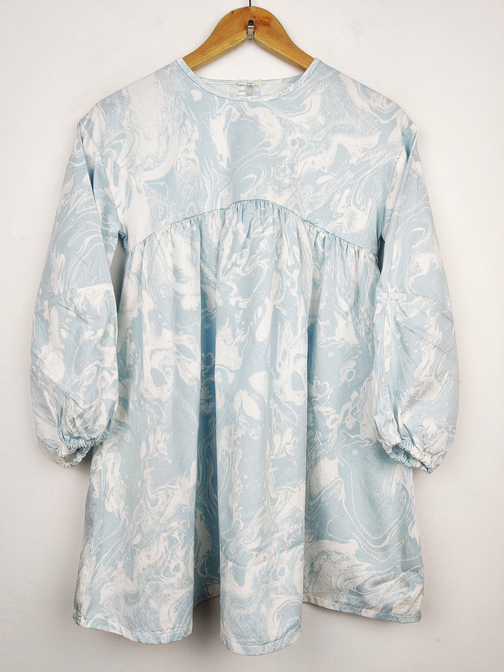 Buy online pre-used pre-loved 100% authentic & Original branded Mint Velvet (SWT-1632) available in Pakistan. Top international brands avilable.