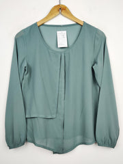 Buy online pre-used pre-loved 100% authentic & Original branded Unknown Brand (SWT-1642) available in Pakistan. Top international brands avilable.