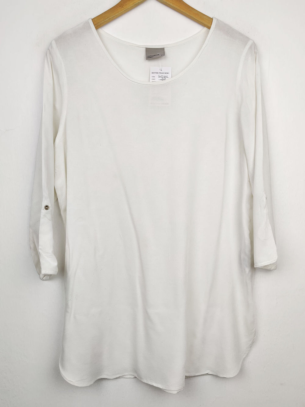 Buy online pre-used pre-loved 100% authentic & Original branded Vero Moda (SWT-1645) available in Pakistan. Top international brands avilable.