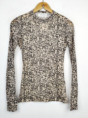 Buy online pre-used pre-loved 100% authentic & Original branded Jacky Luxury (SWT-1667) available in Pakistan. Top international brands avilable.