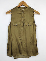 Buy online pre-used pre-loved 100% authentic & Original branded H&M (SWT-1758) available in Pakistan. Top international brands avilable.