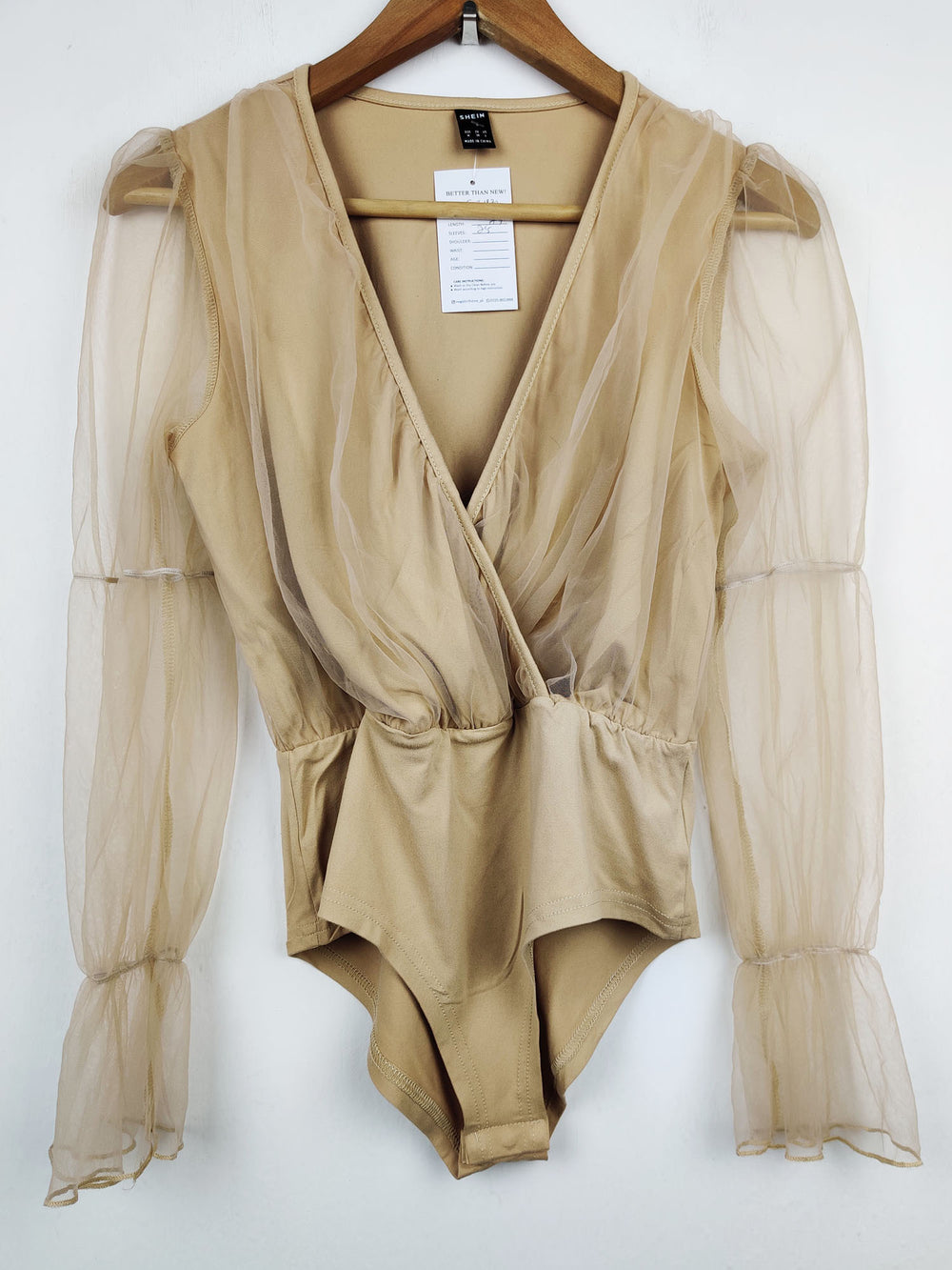 Buy online pre-used pre-loved 100% authentic & Original branded Shein (SWT-1830) available in Pakistan. Top international brands avilable.