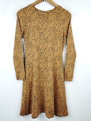 Buy online pre-used pre-loved 100% authentic & Original branded George (SWT-185) available in Pakistan. Top international brands avilable.