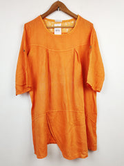 Buy online pre-used pre-loved 100% authentic & Original branded Unknown Brand (SWT-1921) available in Pakistan. Top international brands avilable.