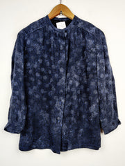 Buy online pre-used pre-loved 100% authentic & Original branded Unknown Brand (SWT-2028) available in Pakistan. Top international brands avilable.