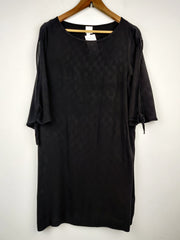 Buy online pre-used pre-loved 100% authentic & Original branded H&M (SWT-2089) available in Pakistan. Top international brands avilable.