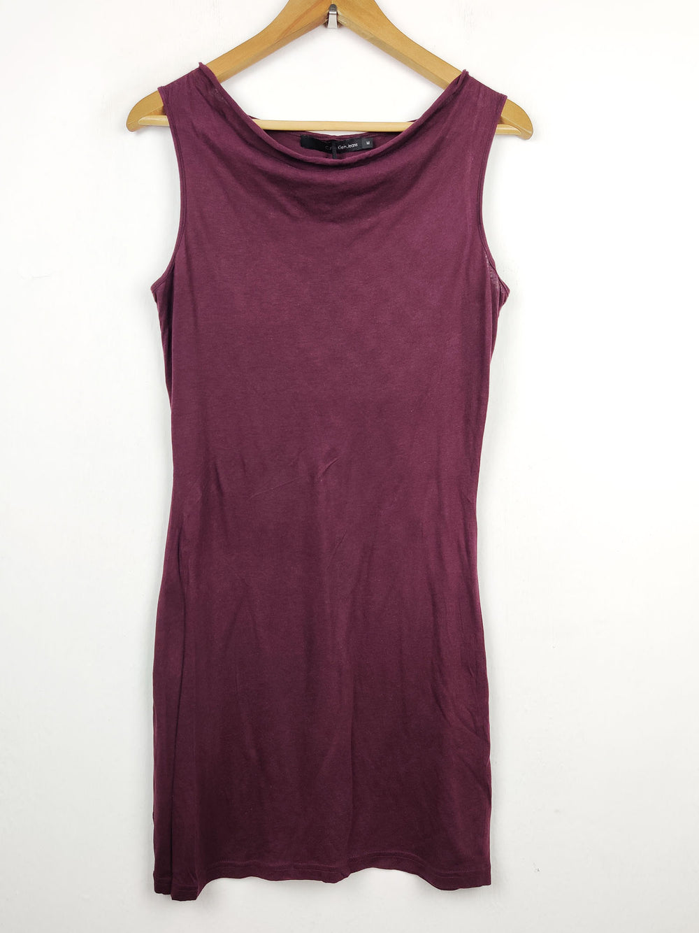 Buy online pre-used pre-loved 100% authentic & Original branded Calvin Klein (SWT-2144) available in Pakistan. Top international brands avilable.