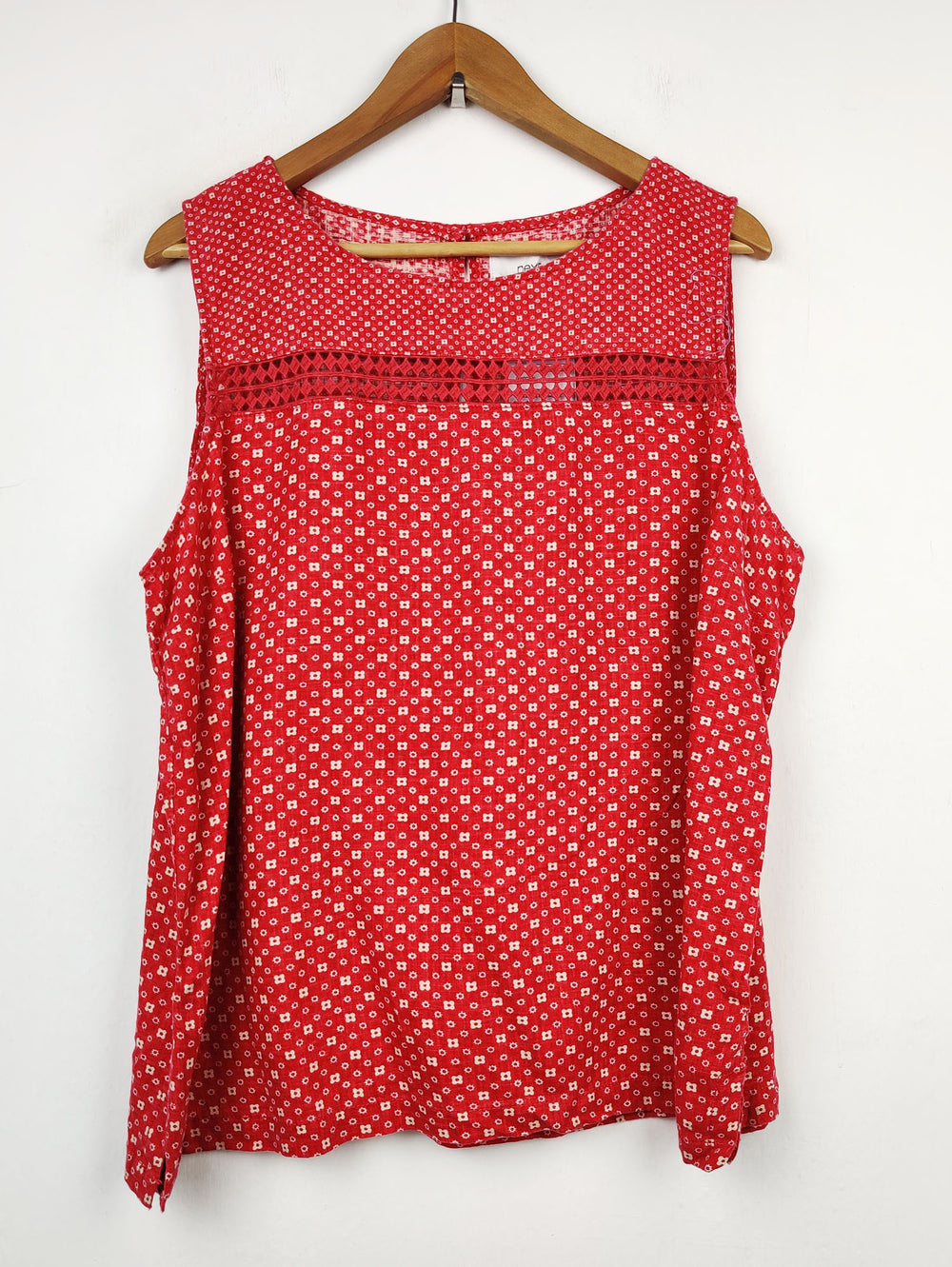 Buy online pre-used pre-loved 100% authentic & Original branded Next (SWT-2299) available in Pakistan. Top international brands avilable.