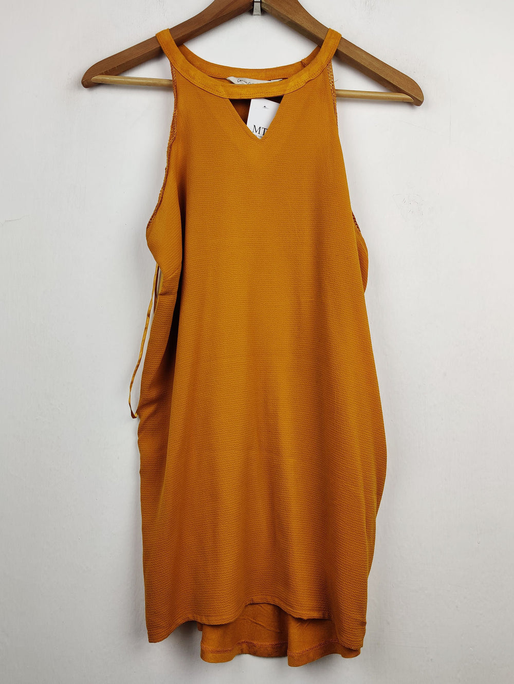 Buy online pre-used pre-loved 100% authentic & Original branded F&F (SWT-2486) available in Pakistan. Top international brands avilable.