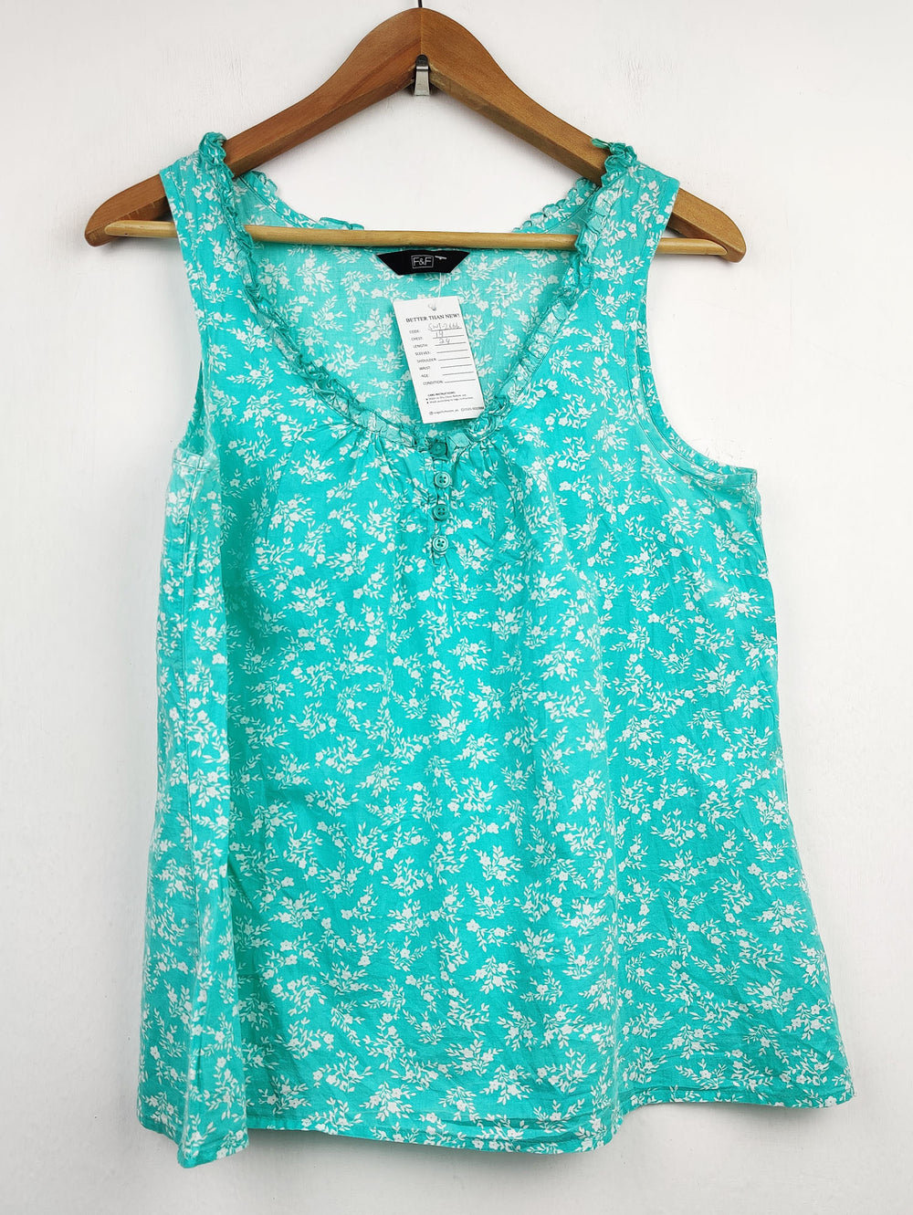 Buy online pre-used pre-loved 100% authentic & Original branded F&F (SWT-2666) available in Pakistan. Top international brands avilable.