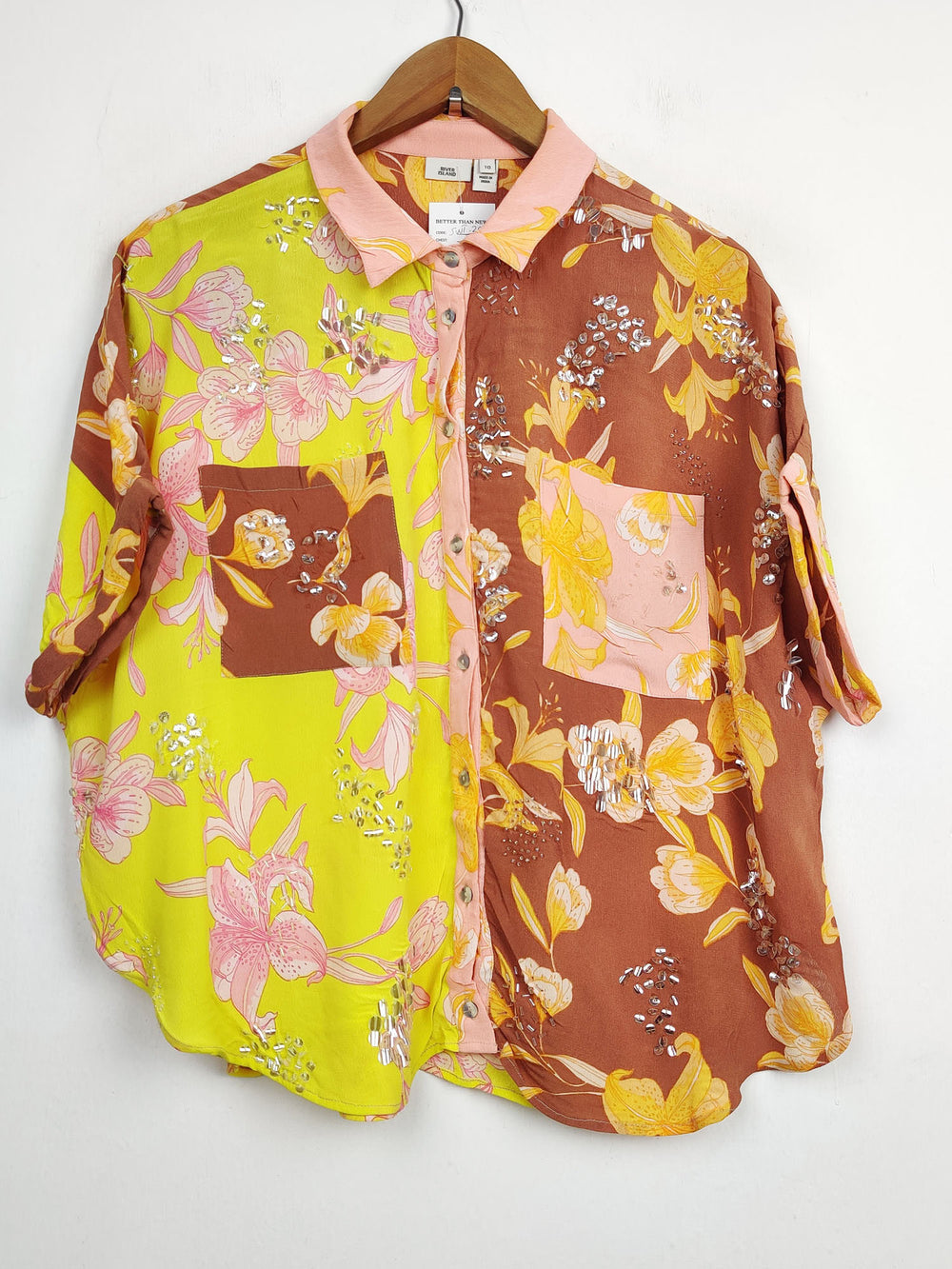 Buy online pre-used pre-loved 100% authentic & Original branded River Island (SWT-2933) available in Pakistan. Top international brands avilable.