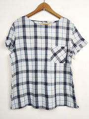 Buy online pre-used pre-loved 100% authentic & Original branded Edc (SWT-2954) available in Pakistan. Top international brands avilable.