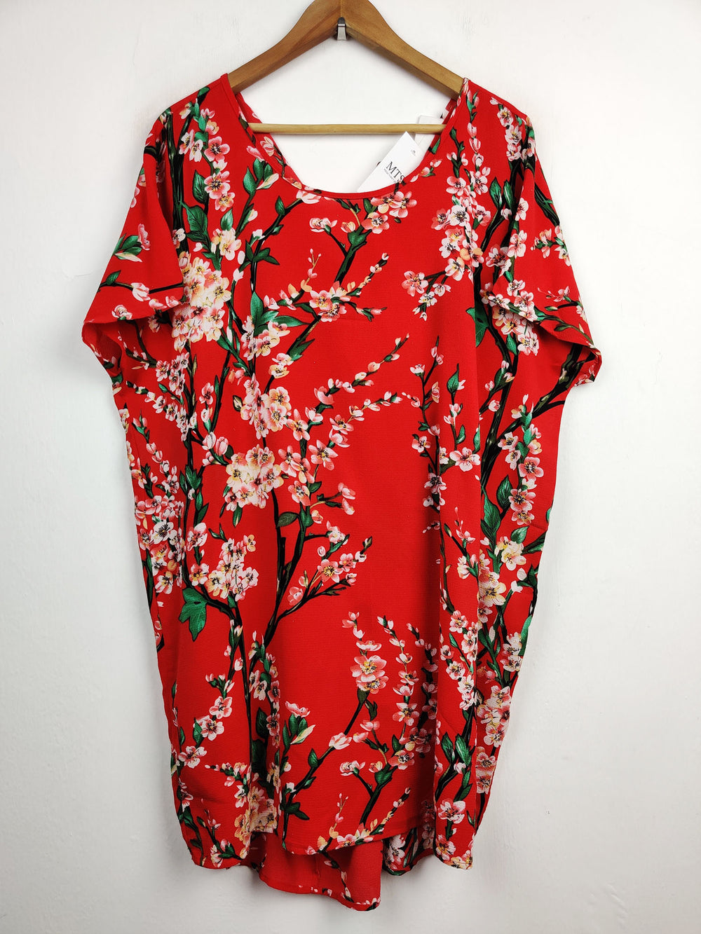 Buy online pre-used pre-loved 100% authentic & Original branded Zizzi (SWT-3140) available in Pakistan. Top international brands avilable.