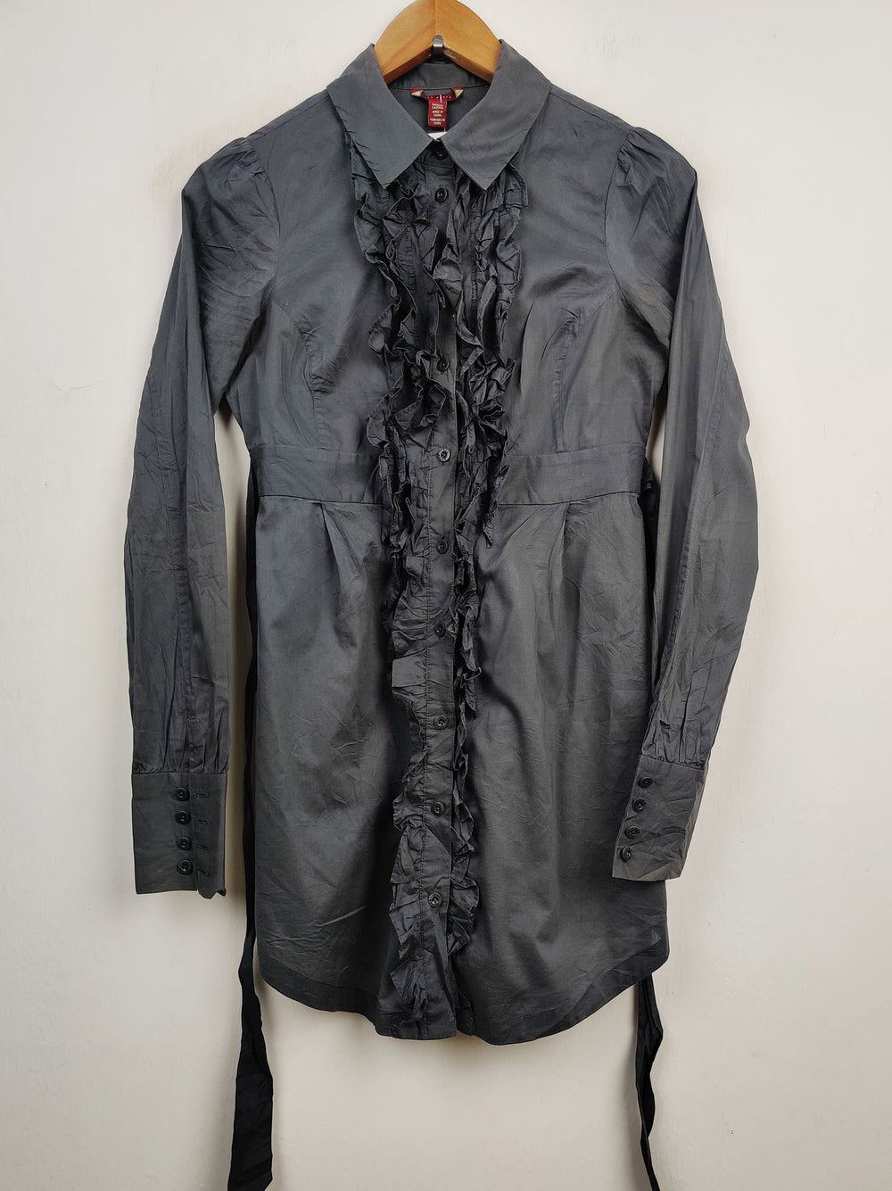 Buy online pre-used pre-loved 100% authentic & Original branded Ted Baker (SWT-3226) available in Pakistan. Top international brands avilable.