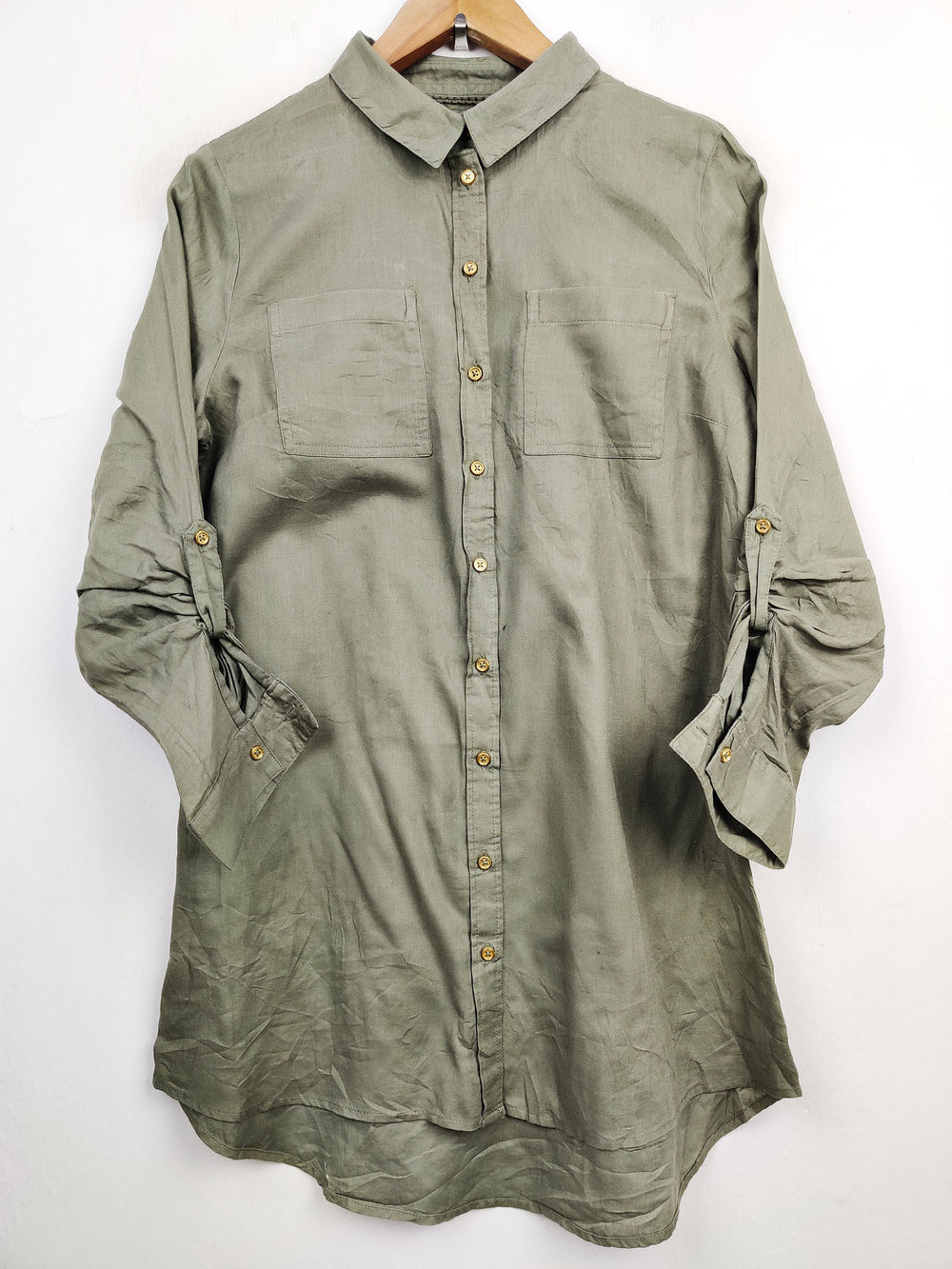 Buy online pre-used pre-loved 100% authentic & Original branded Primark (SWT-3250) available in Pakistan. Top international brands avilable.