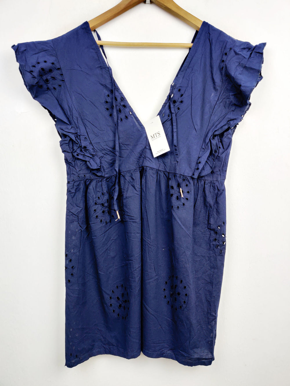 Buy online pre-used pre-loved 100% authentic & Original branded Papaya (SWT-3272) available in Pakistan. Top international brands avilable.