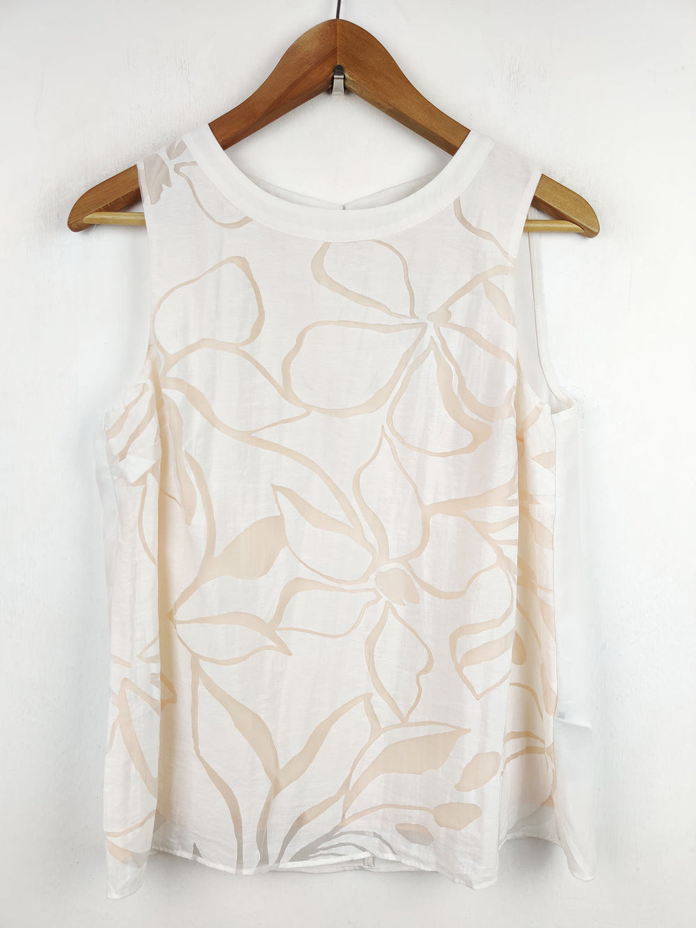 Buy online pre-used pre-loved 100% authentic & Original branded Principles Petite (SWT-3312) available in Pakistan. Top international brands avilable.