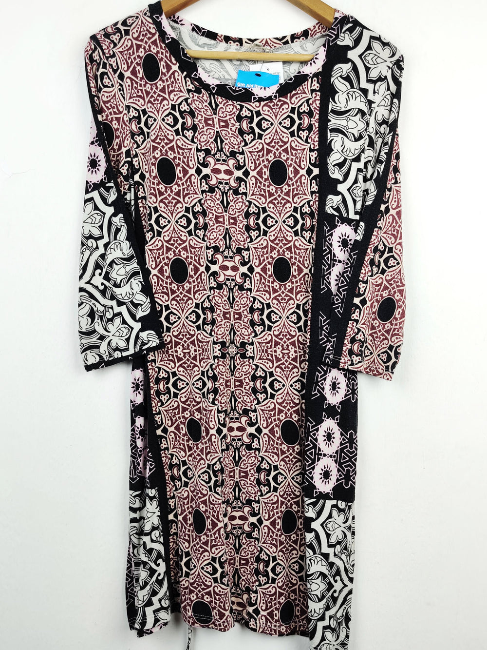 Buy online pre-used pre-loved 100% authentic & Original branded River Island (SWT-3385) available in Pakistan. Top international brands avilable.