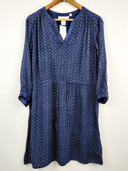 Buy online pre-used pre-loved 100% authentic & Original branded H&M (SWT-3404) available in Pakistan. Top international brands avilable.