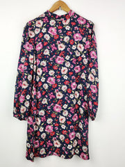 Buy online pre-used pre-loved 100% authentic & Original branded F&F (SWT-3521) available in Pakistan. Top international brands avilable.