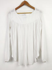 Buy online pre-used pre-loved 100% authentic & Original branded Unknown Brand (SWT-3725) available in Pakistan. Top international brands avilable.