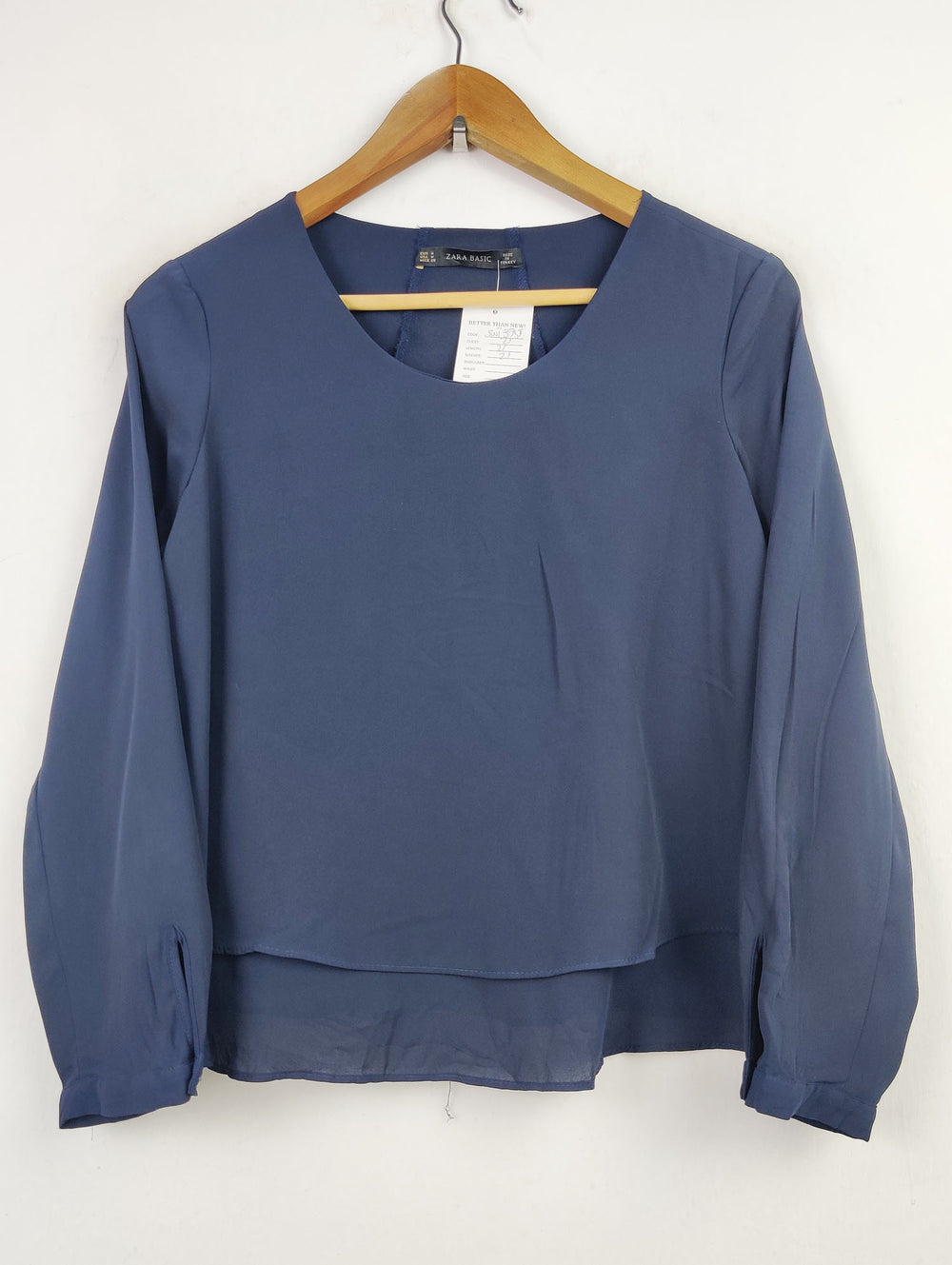 Buy online pre-used pre-loved 100% authentic & Original branded Zara (SWT-3751) available in Pakistan. Top international brands avilable.