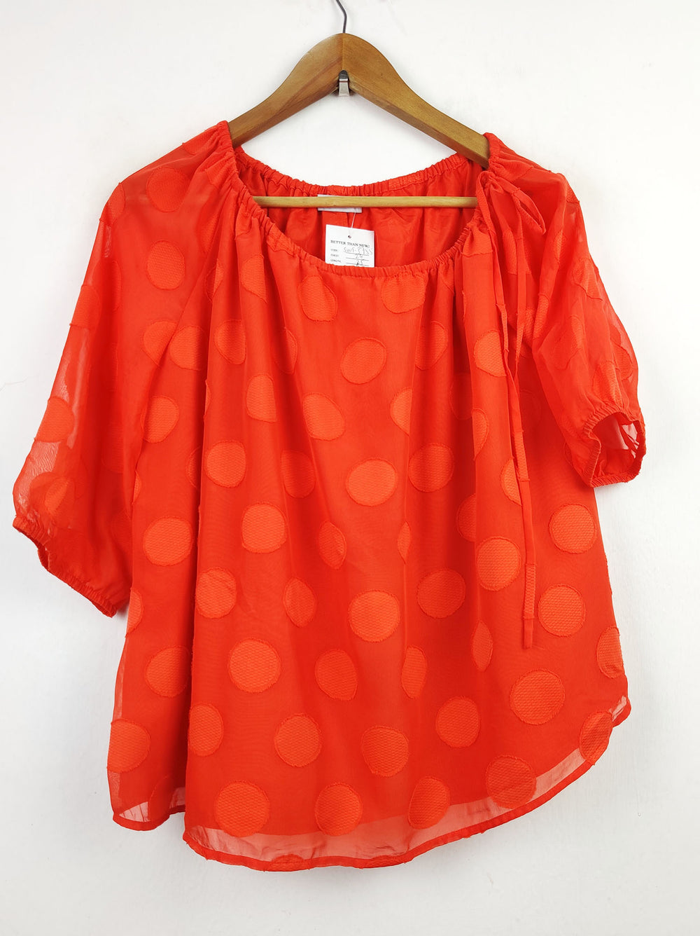 Buy online pre-used pre-loved 100% authentic & Original branded Marks & Spencer (SWT-3755) available in Pakistan. Top international brands avilable.