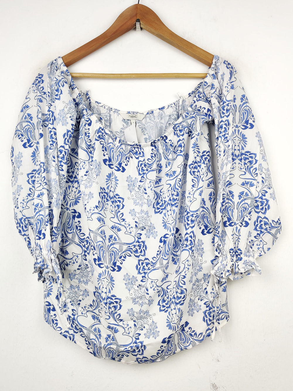 Buy online pre-used pre-loved 100% authentic & Original branded Next (SWT-3800) available in Pakistan. Top international brands avilable.