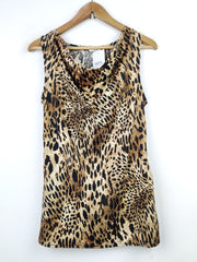 Buy online pre-used pre-loved 100% authentic & Original branded New Look (SWT-3805) available in Pakistan. Top international brands avilable.