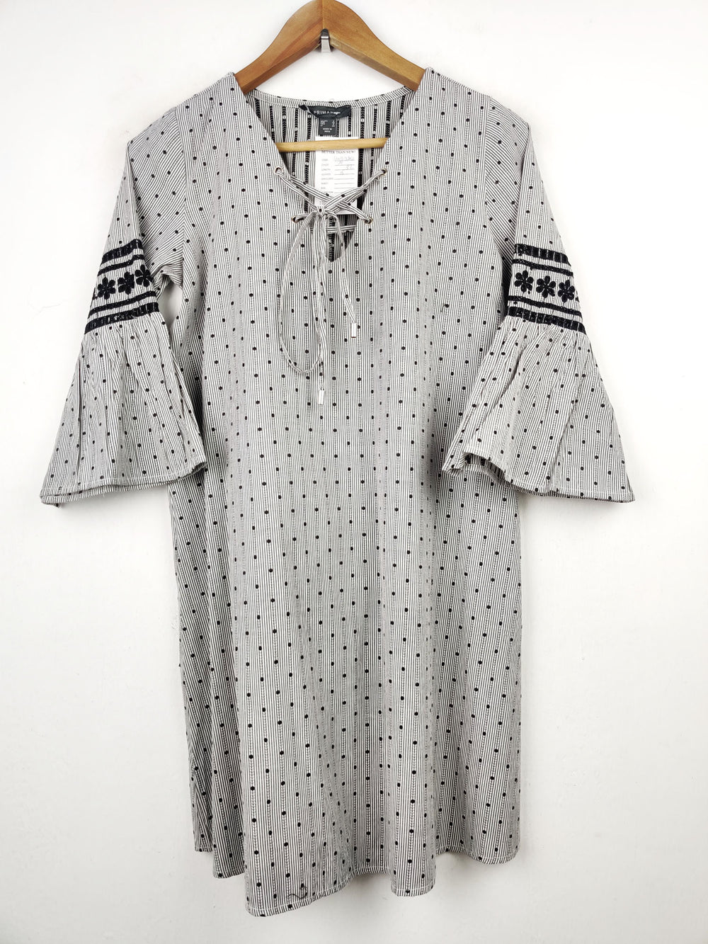 Buy online pre-used pre-loved 100% authentic & Original branded Primark (SWT-3862) available in Pakistan. Top international brands avilable.