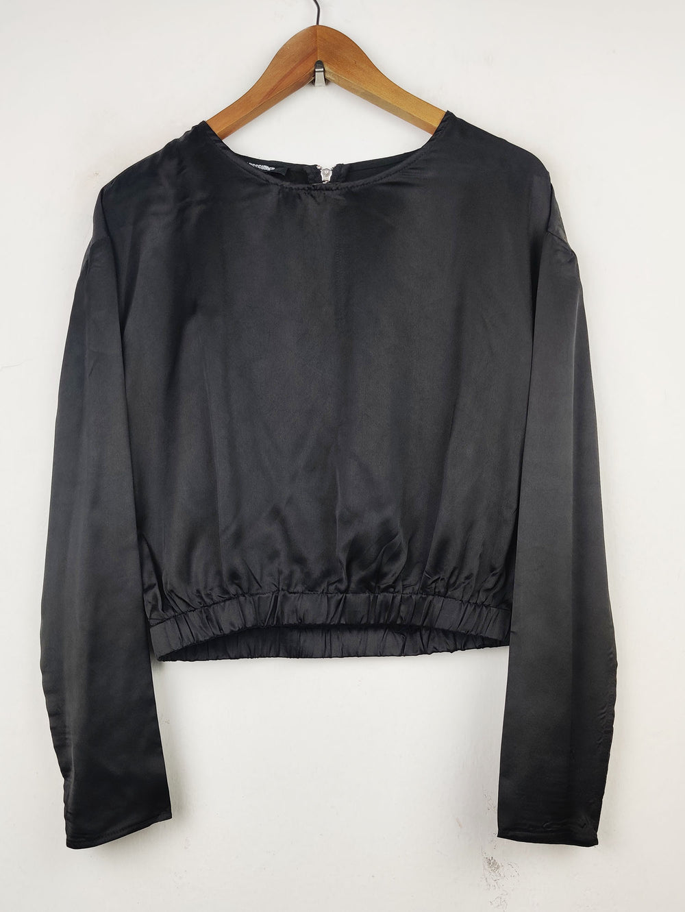 Buy online pre-used pre-loved 100% authentic & Original branded Miss Guided (SWT-3903) available in Pakistan. Top international brands avilable.