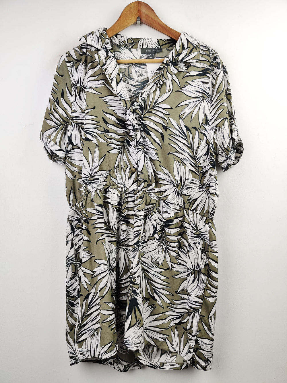 Buy online pre-used pre-loved 100% authentic & Original branded Primark (SWT-3966) available in Pakistan. Top international brands avilable.